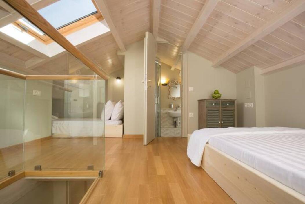 Downtown Oasis Penthouse Apartment *